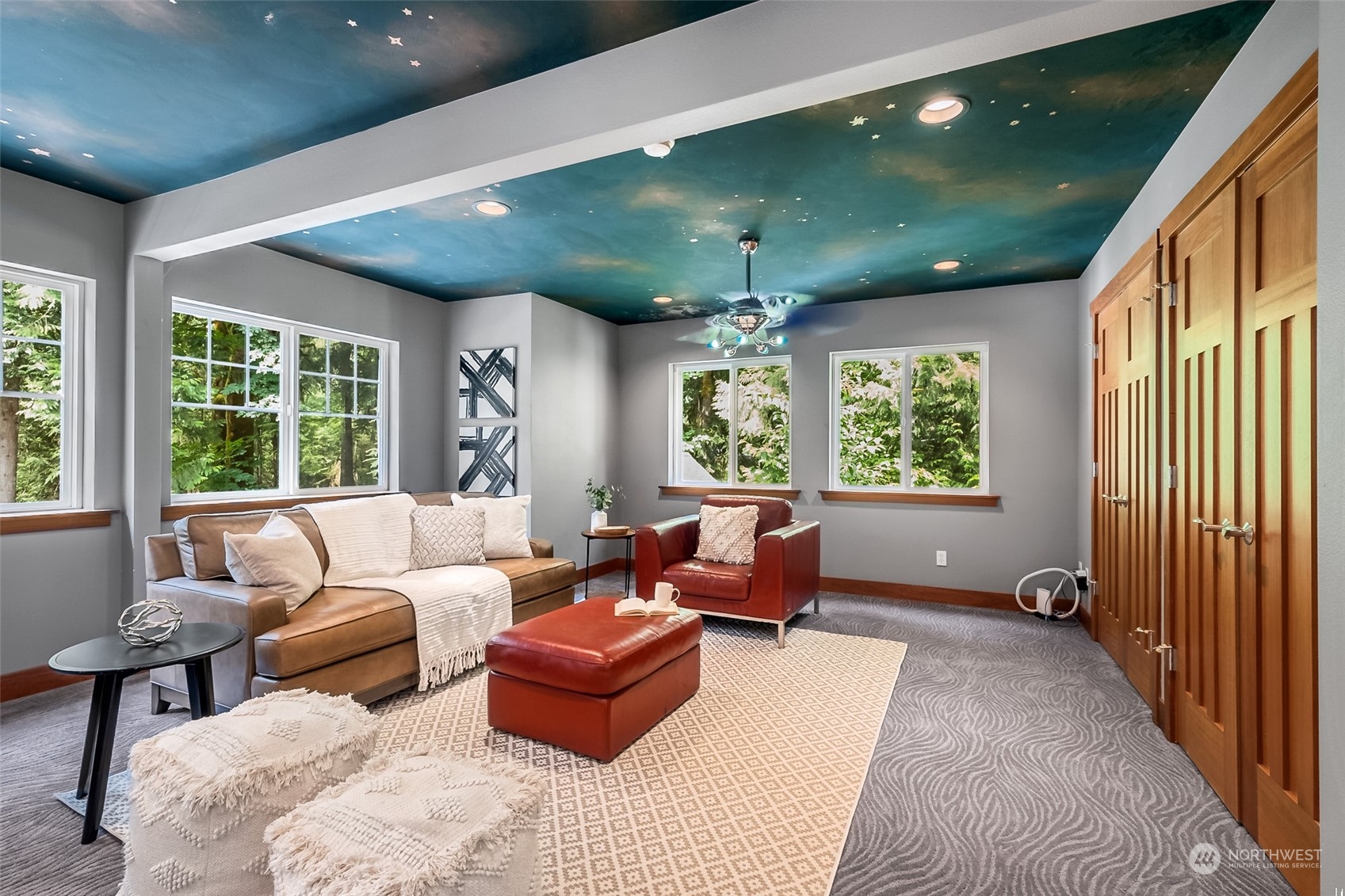 7402 Moon Valley Road SE