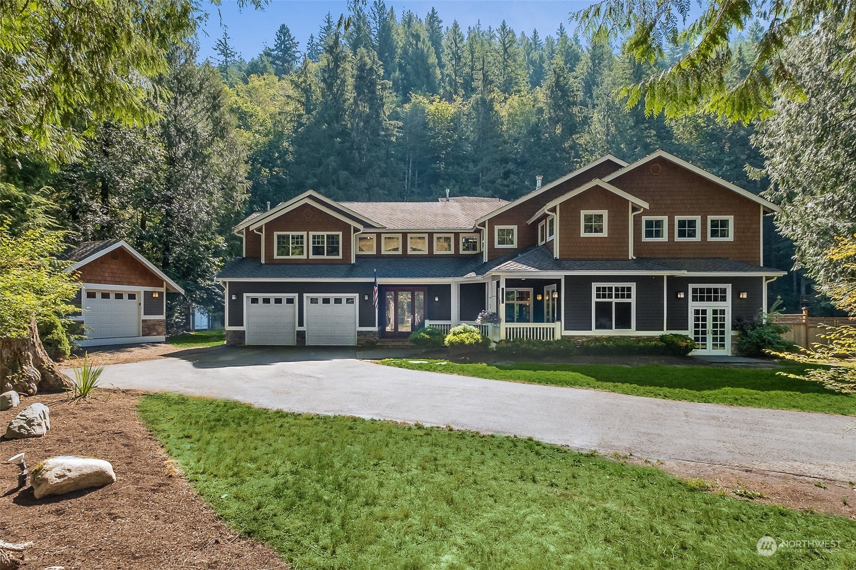 7402 Moon Valley Road SE