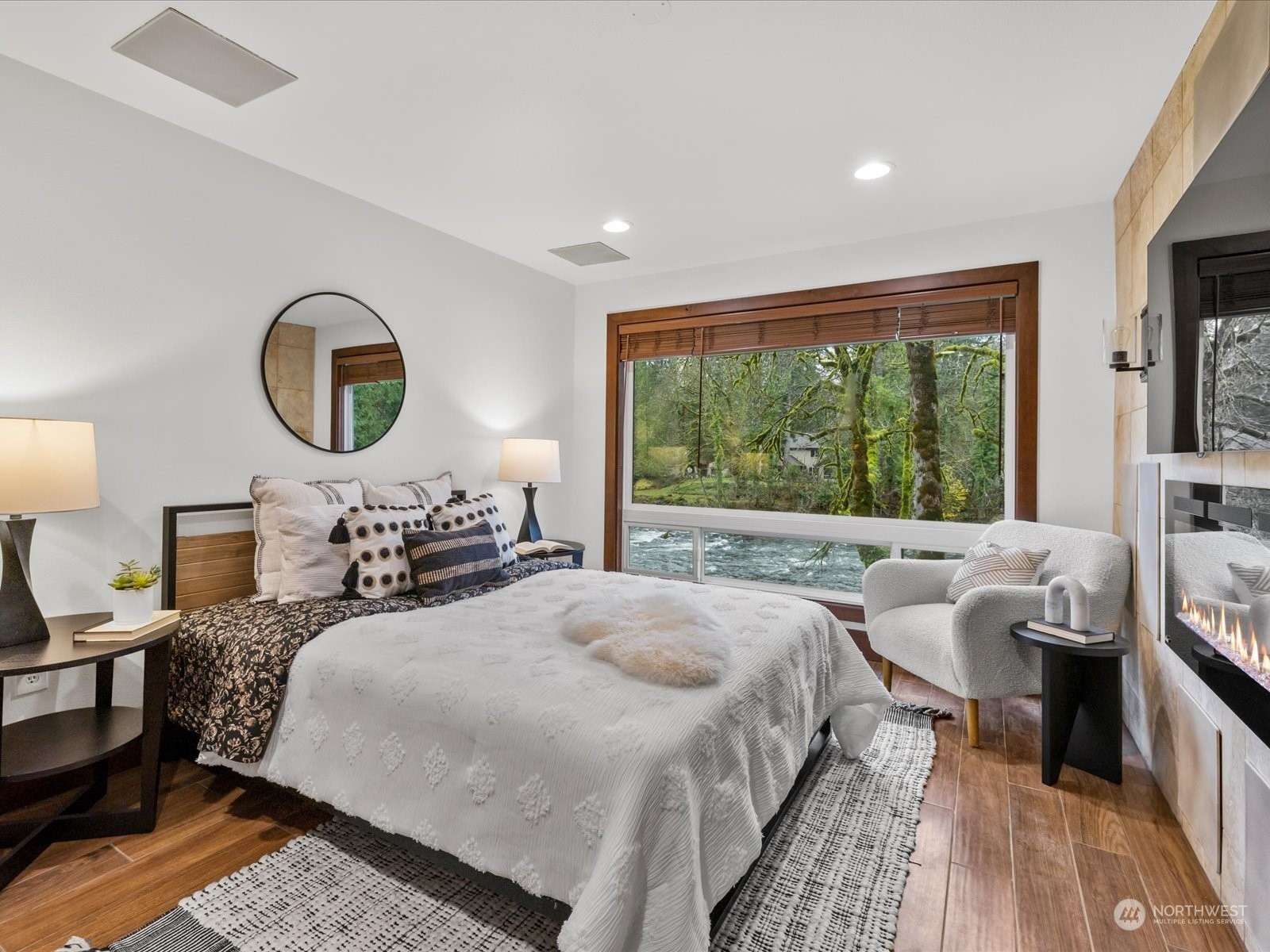 7321 & 7327 Moon Valley Road