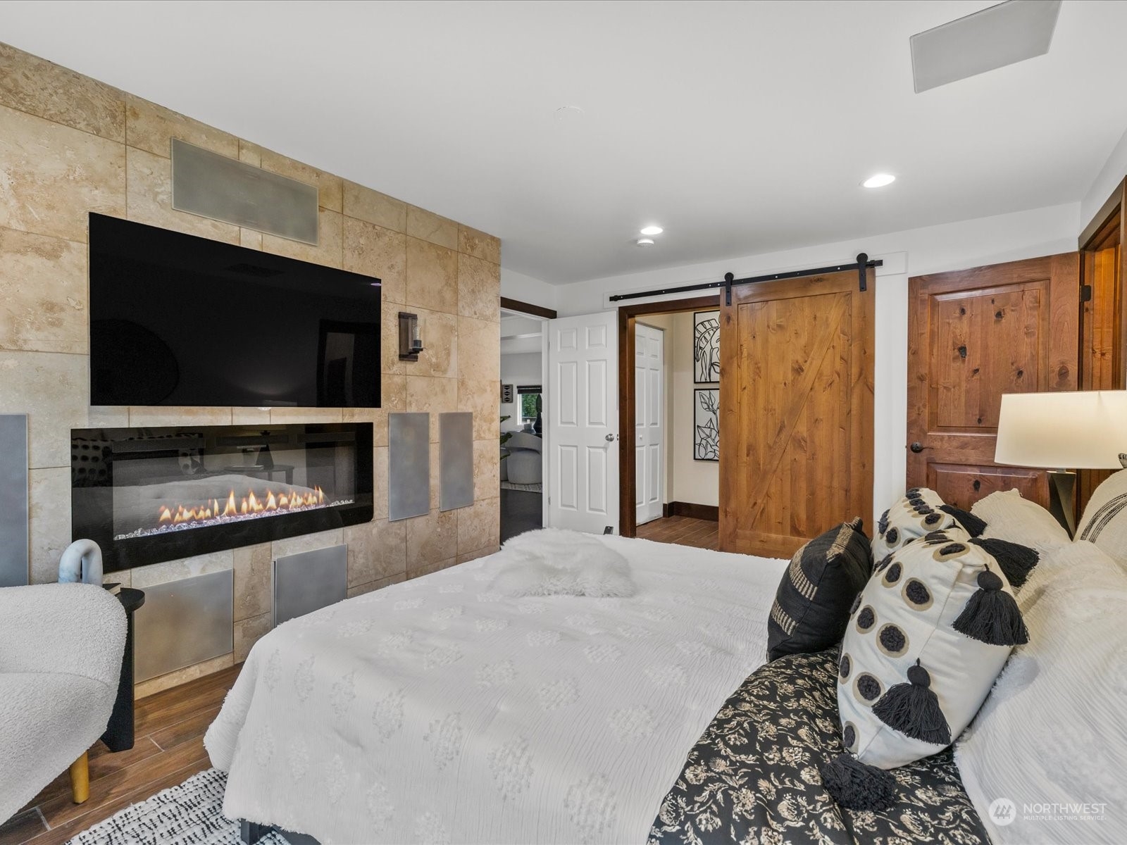 7321 & 7327 Moon Valley Road