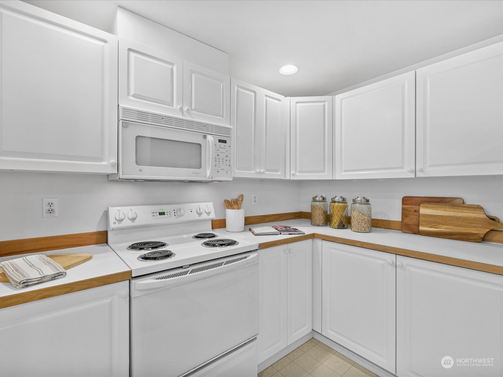 2268 Newport Way NW #1-2