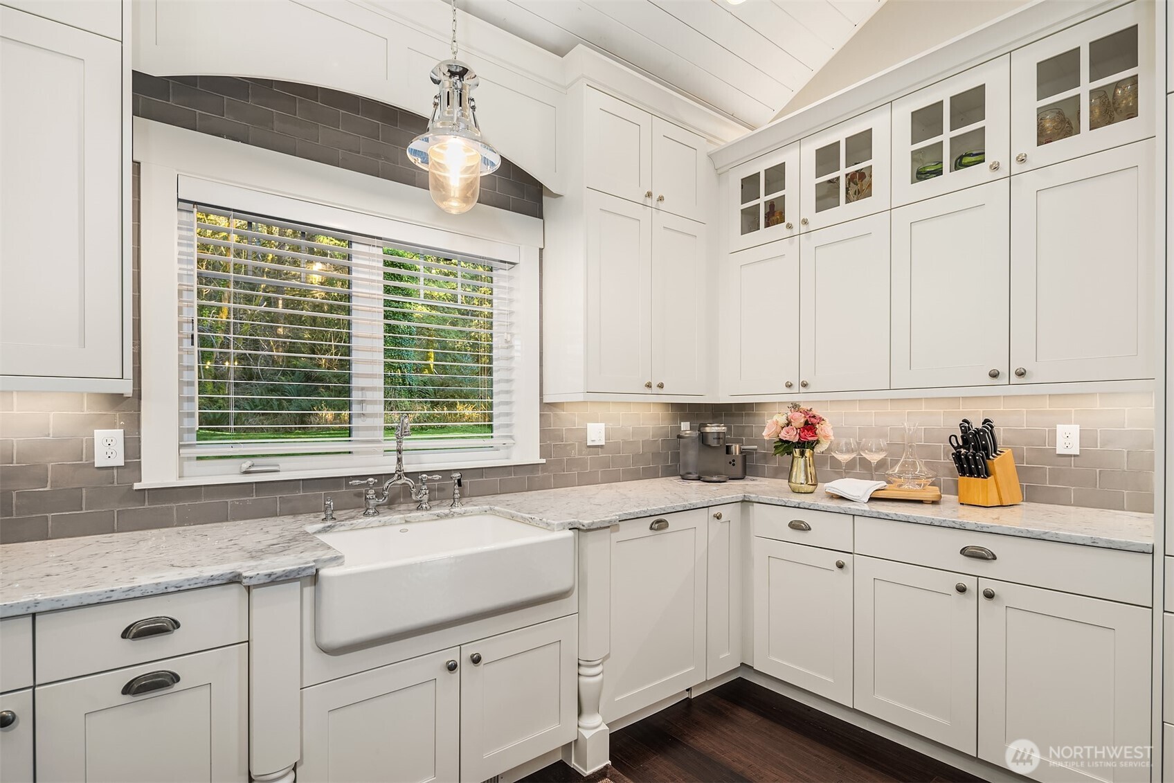 7315 Moon Valley Rd SE