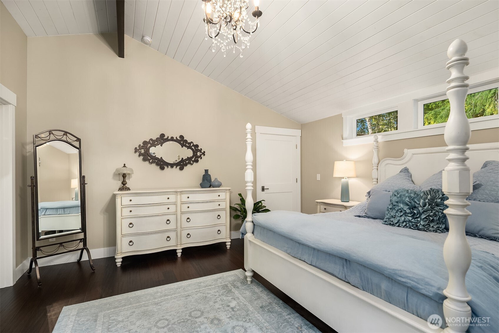 7315 Moon Valley Rd SE