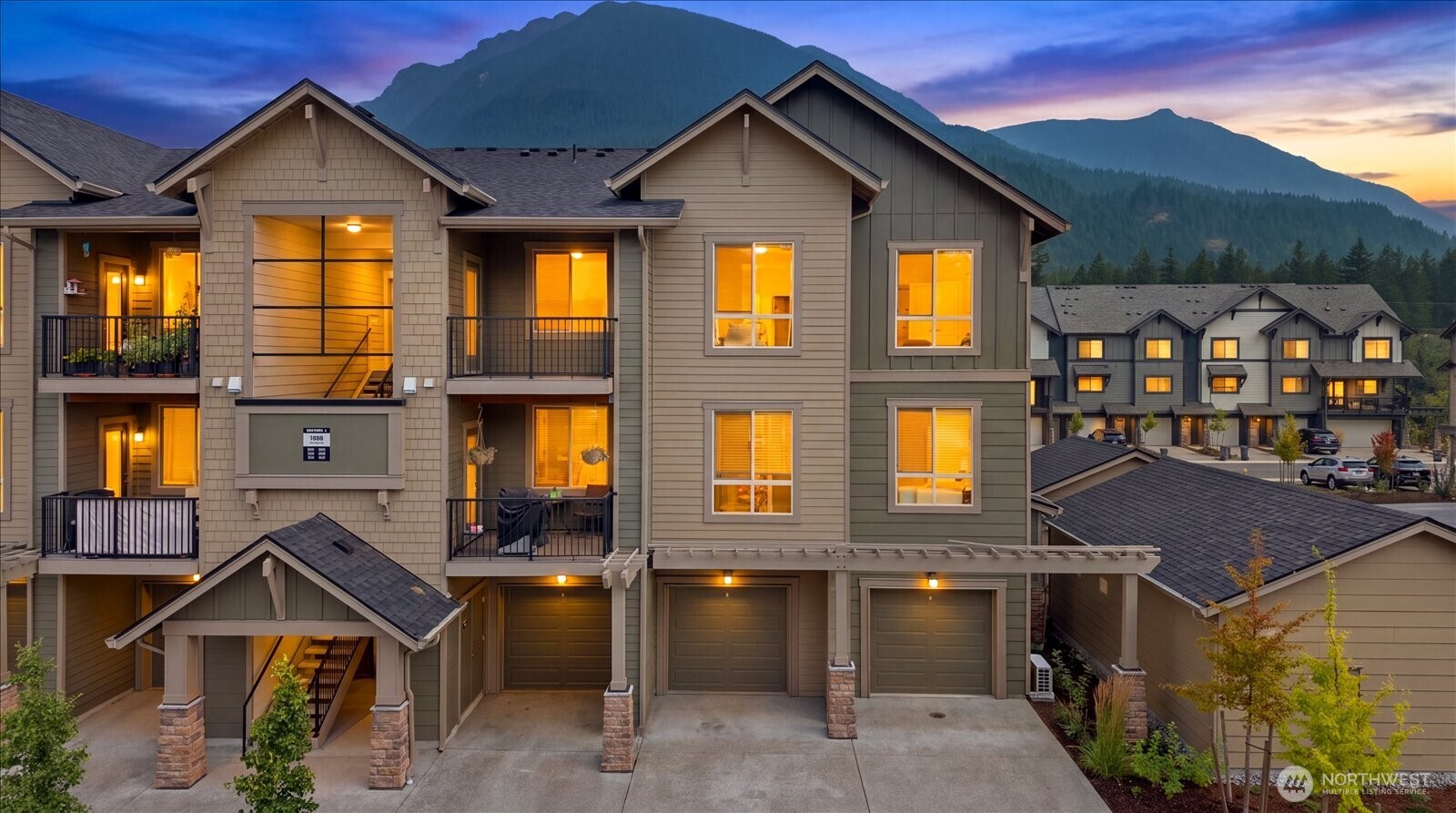 1850 SE 12th Place Unit: 304