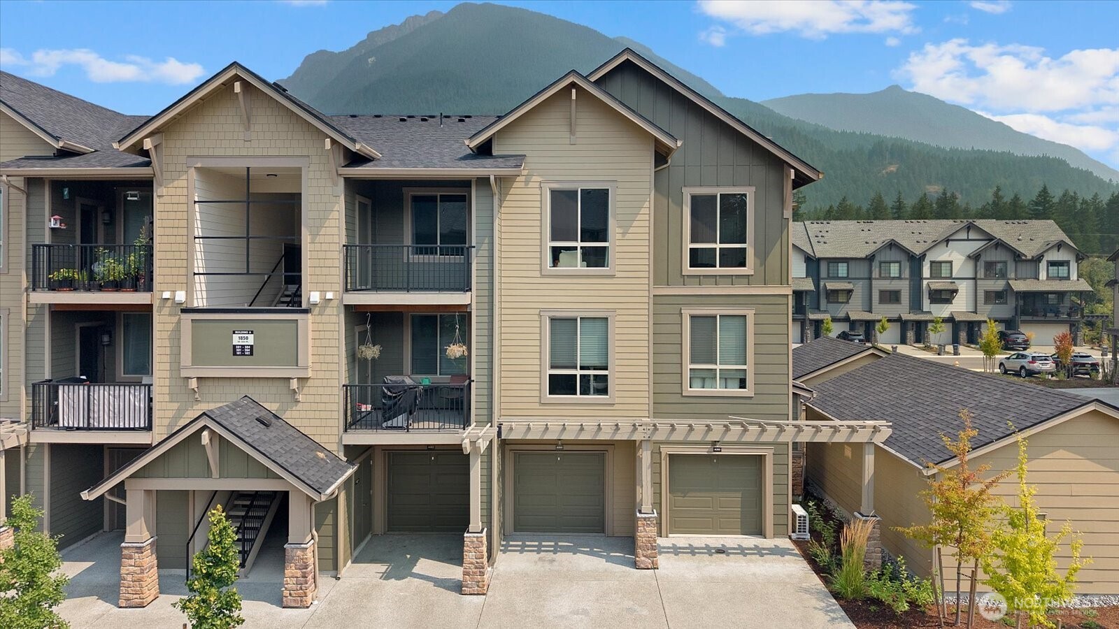 1850 SE 12th Place Unit: 304