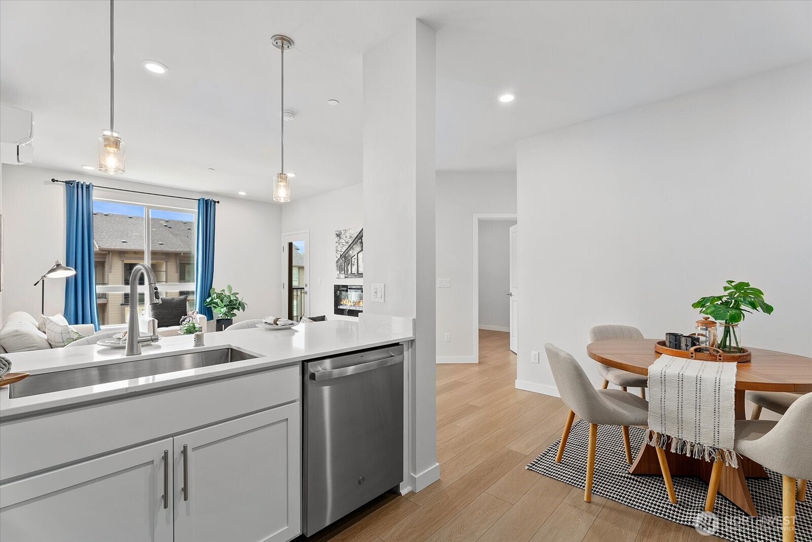 1850 SE 12th Place Unit: 304