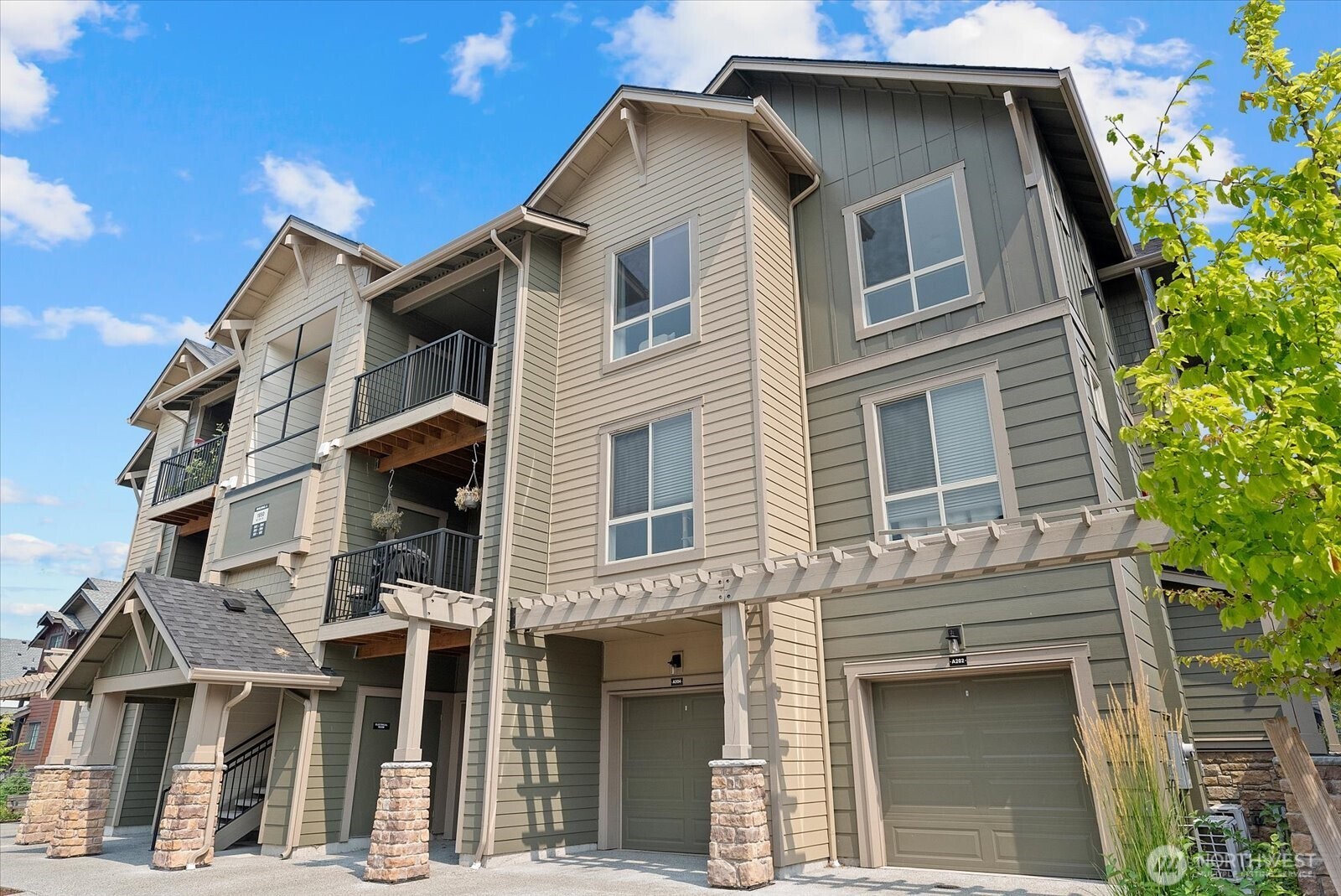 1850 SE 12th Place Unit: 304