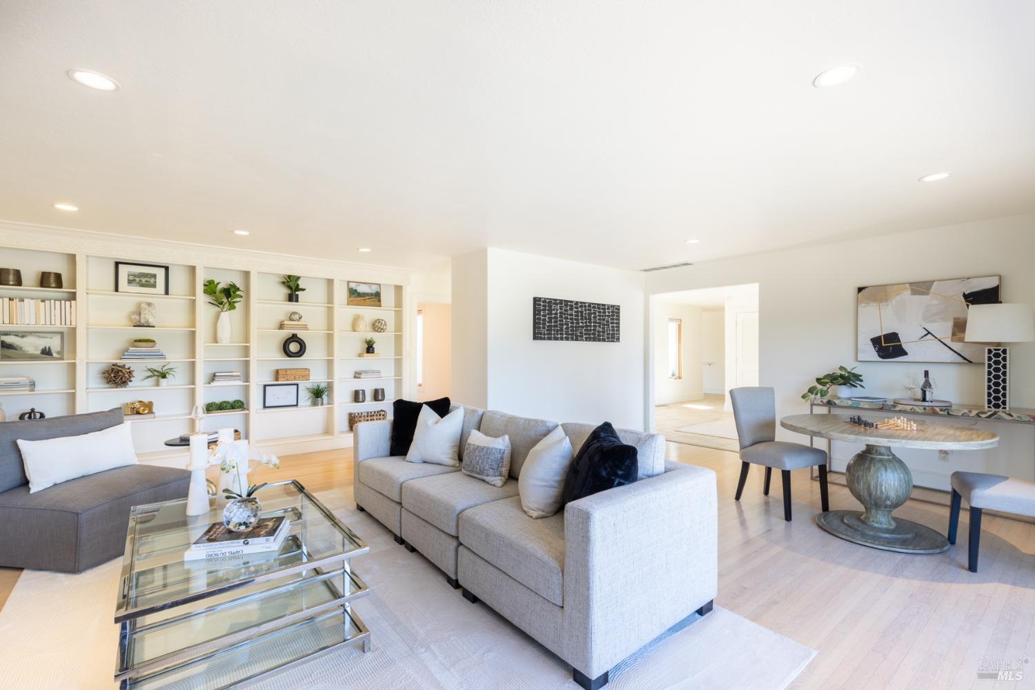 1458 Saint Helena Hwy S