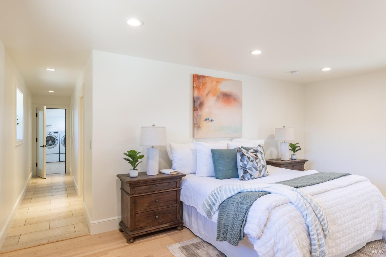 1458 Saint Helena Hwy S