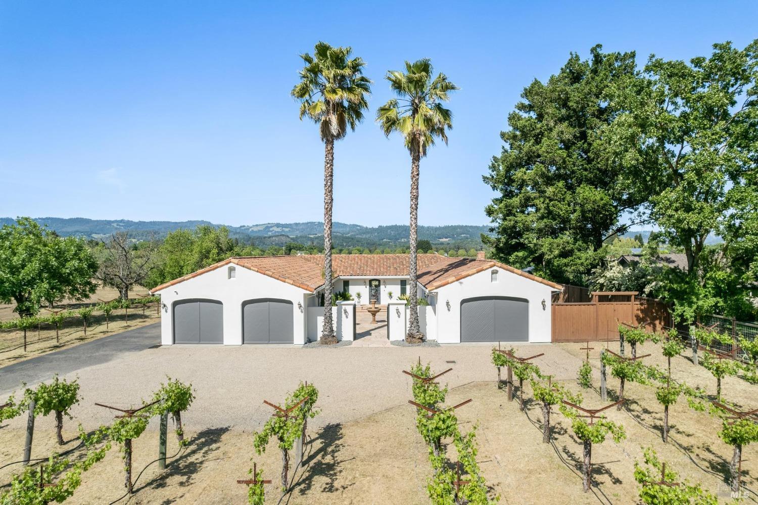 1458 Saint Helena Hwy S