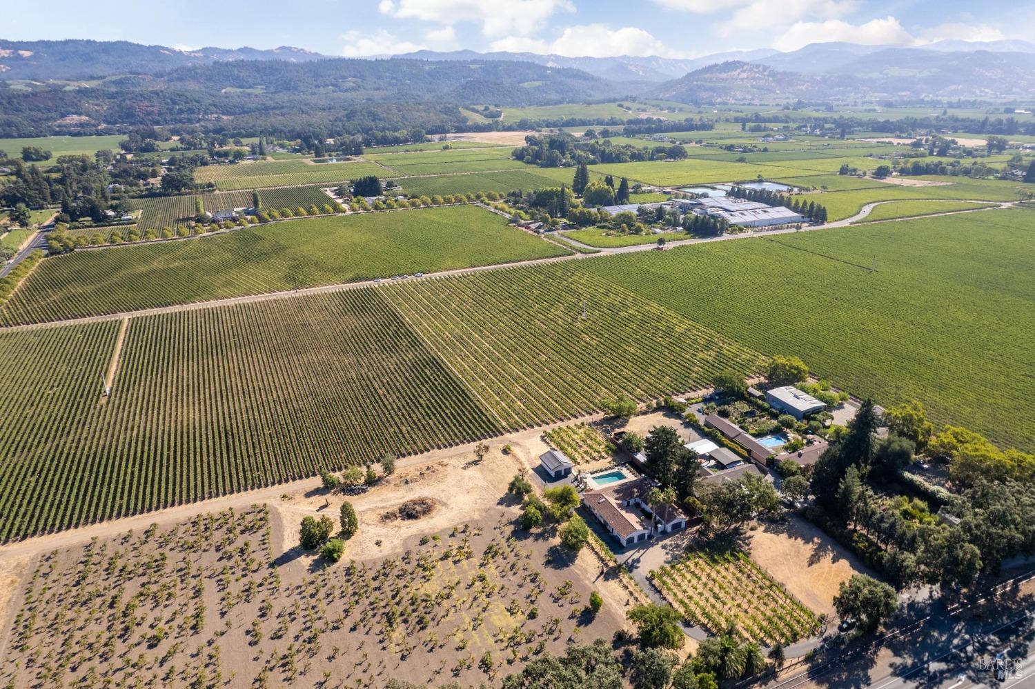 1458 Saint Helena Hwy S