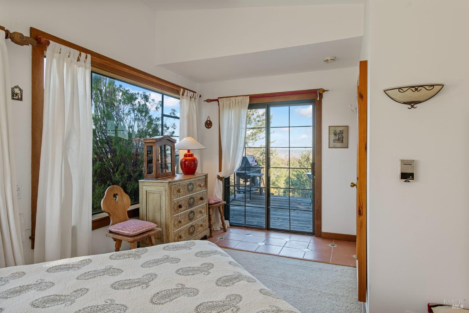 4040 Spring Mountain Rd