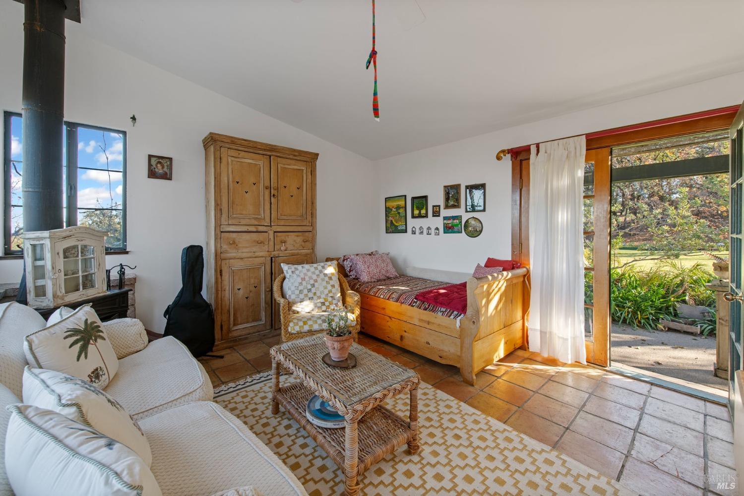 4040 Spring Mountain Rd