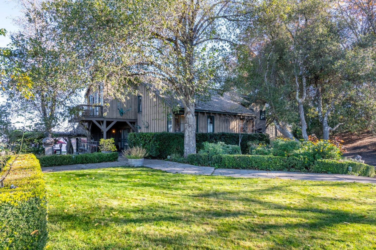 4040 Spring Mountain Rd