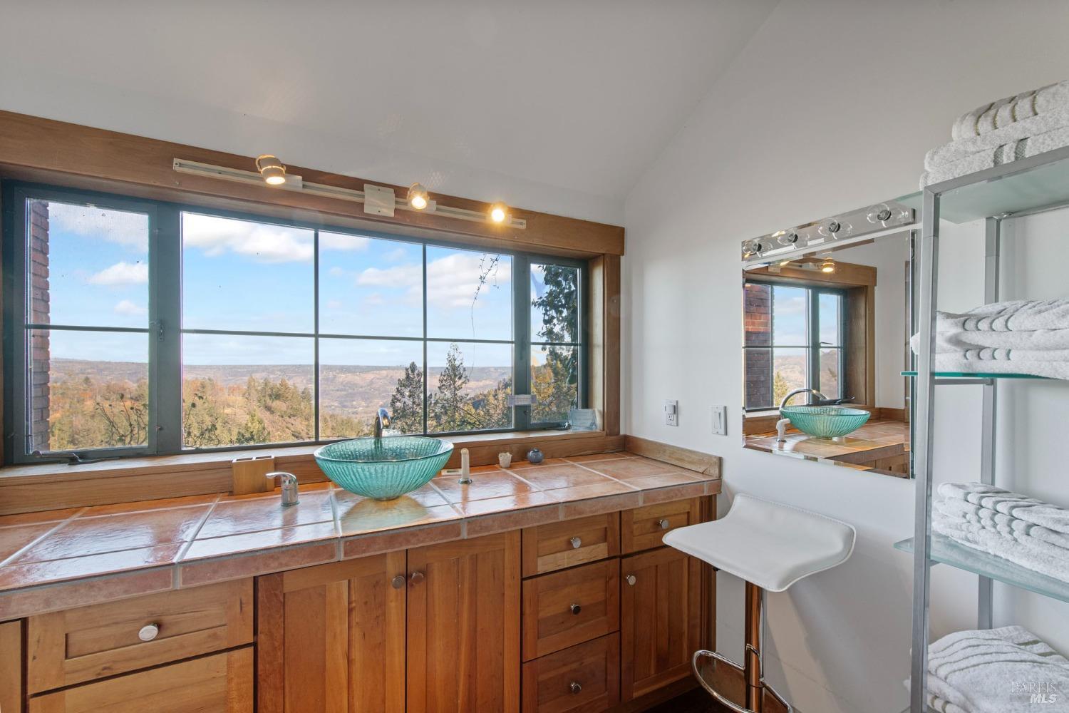 4040 Spring Mountain Rd