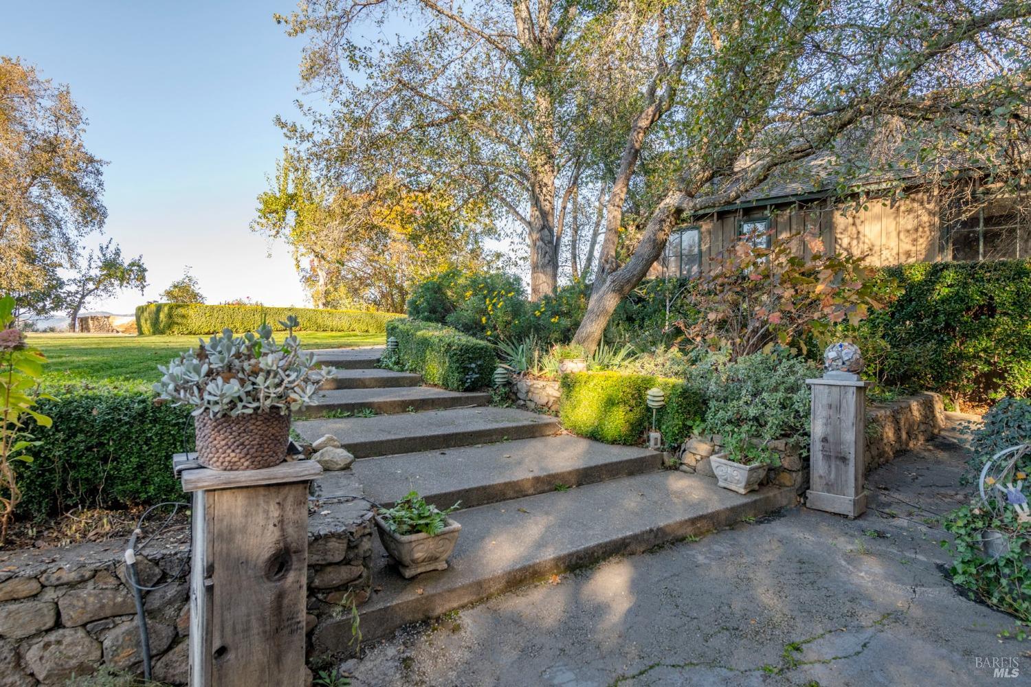 4040 Spring Mountain Rd