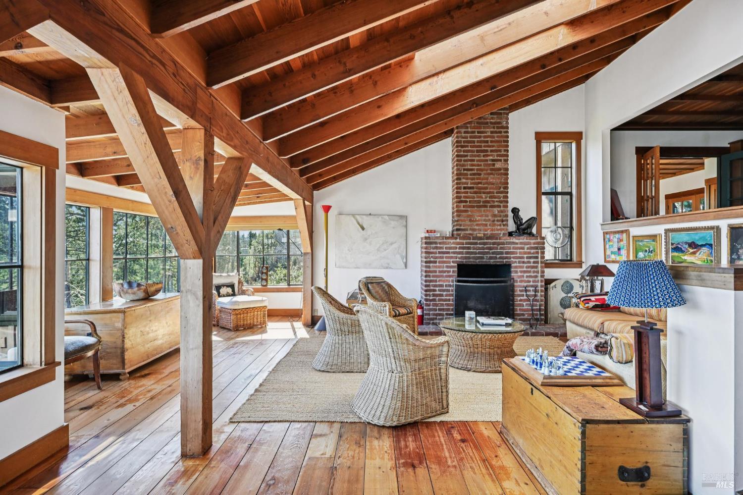 4040 Spring Mountain Rd