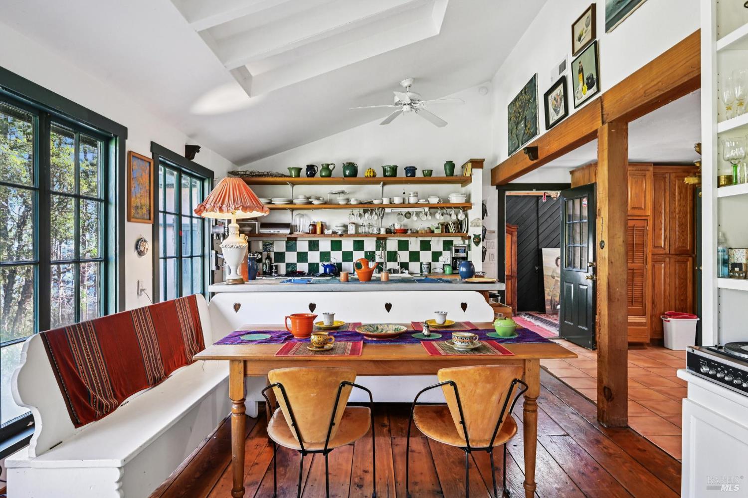 4040 Spring Mountain Rd