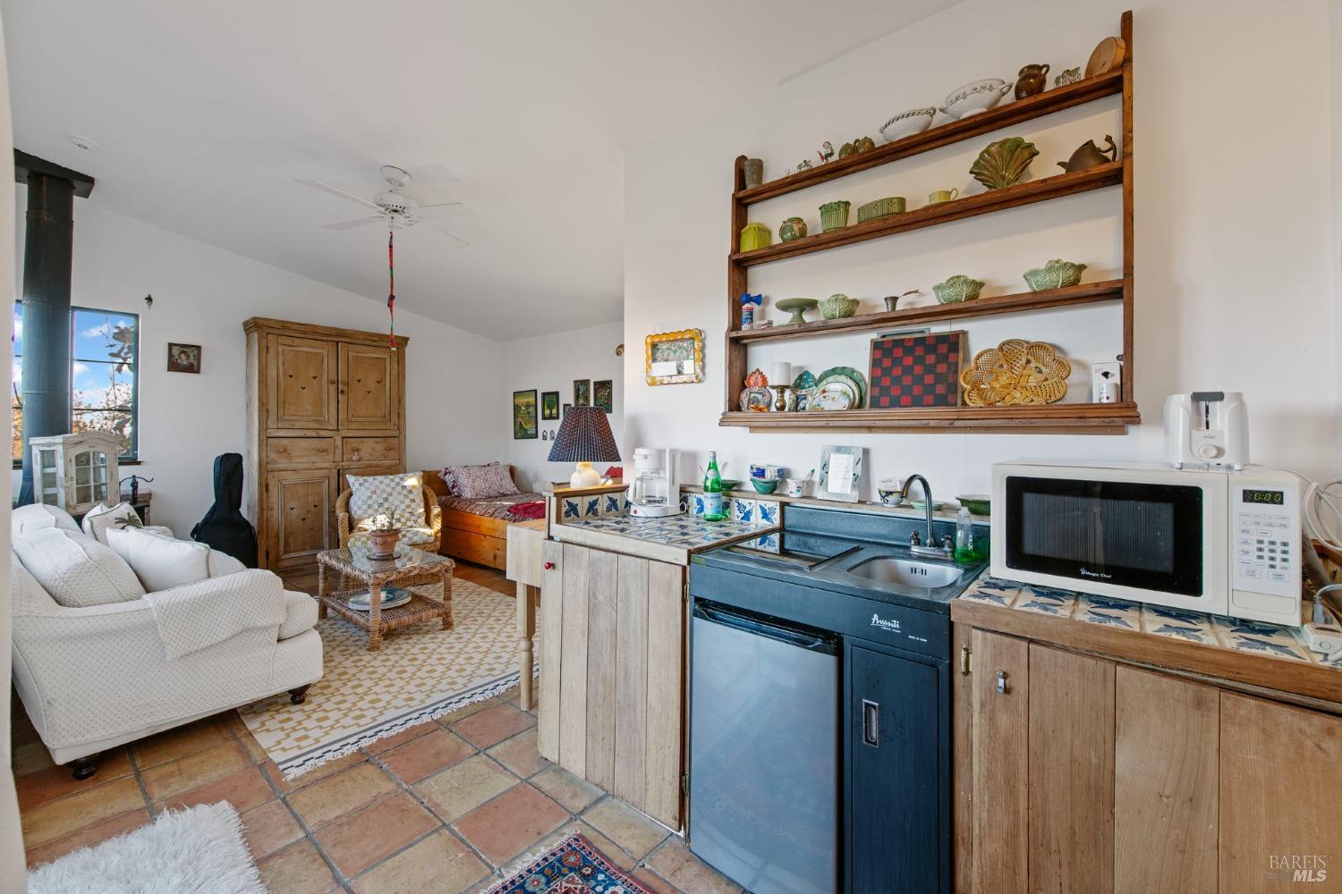 4040 Spring Mountain Rd