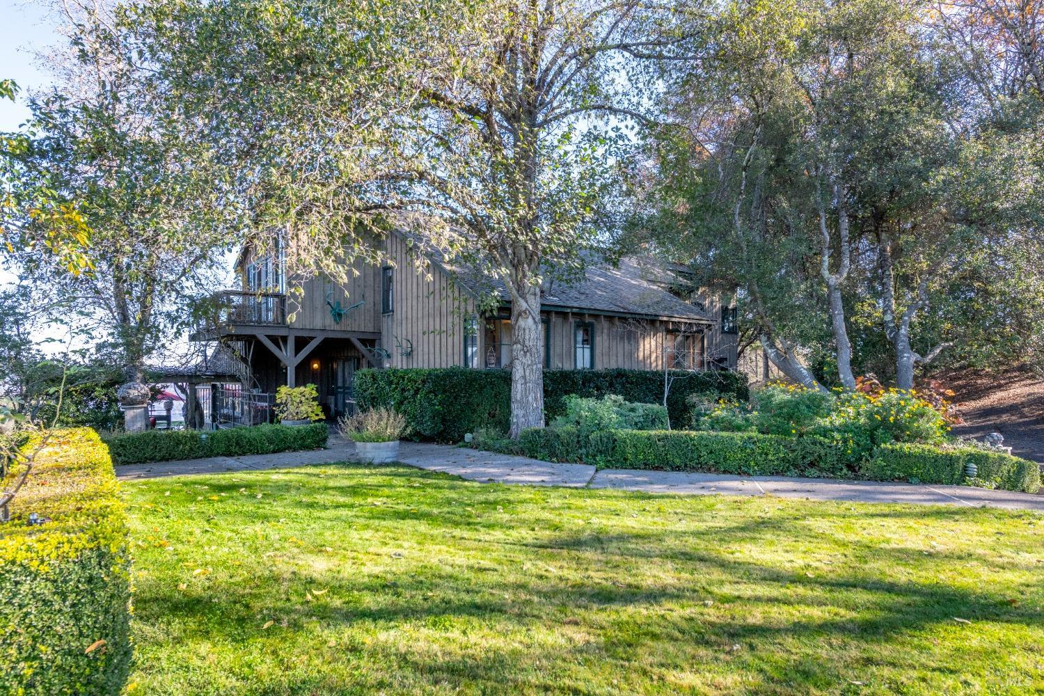 4040 Spring Mountain Rd