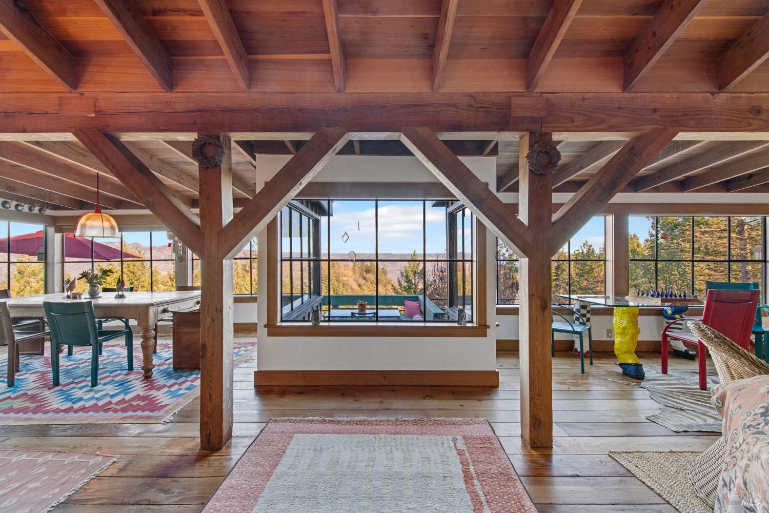 4040 Spring Mountain Rd