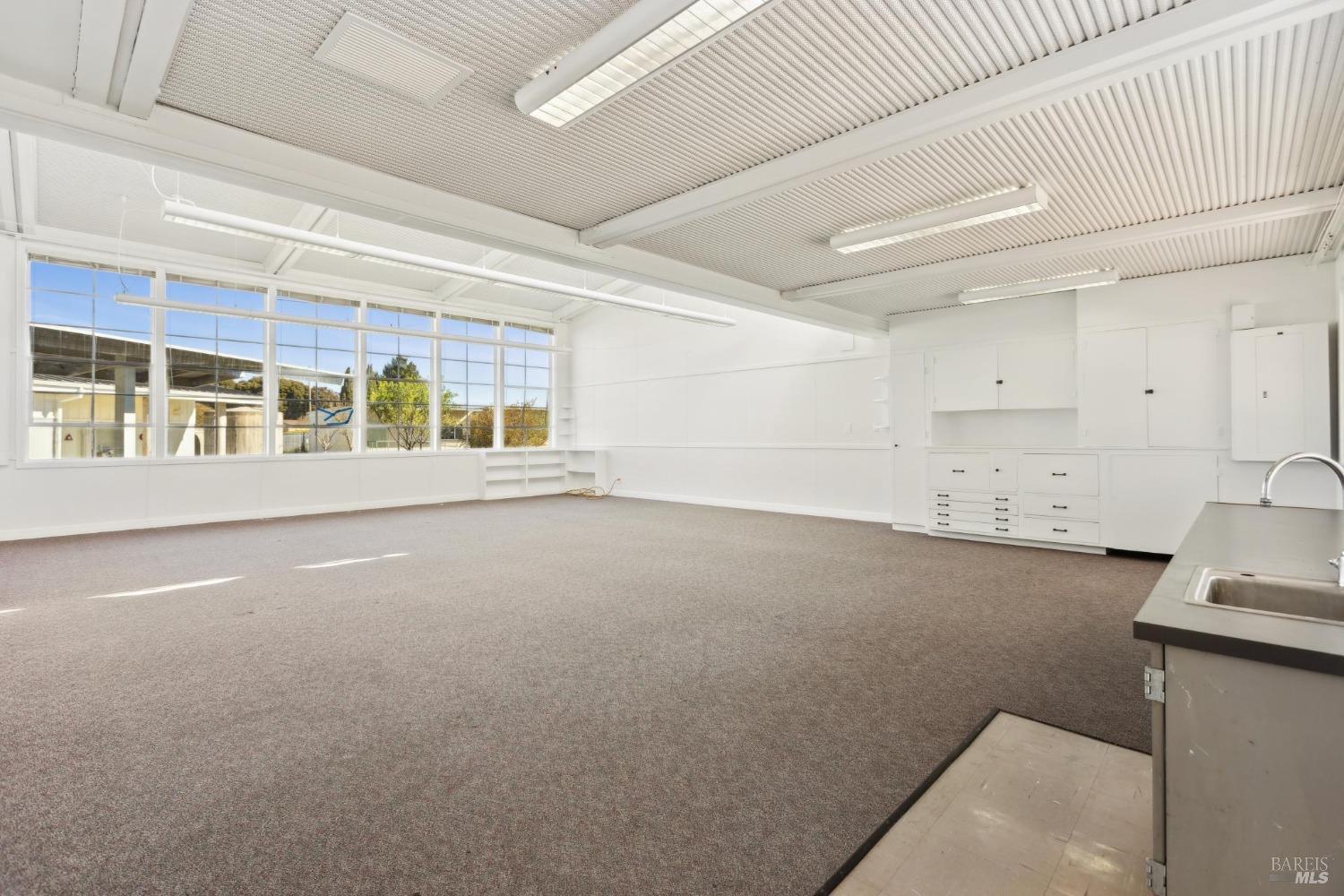 1680 Los Carneros Ave