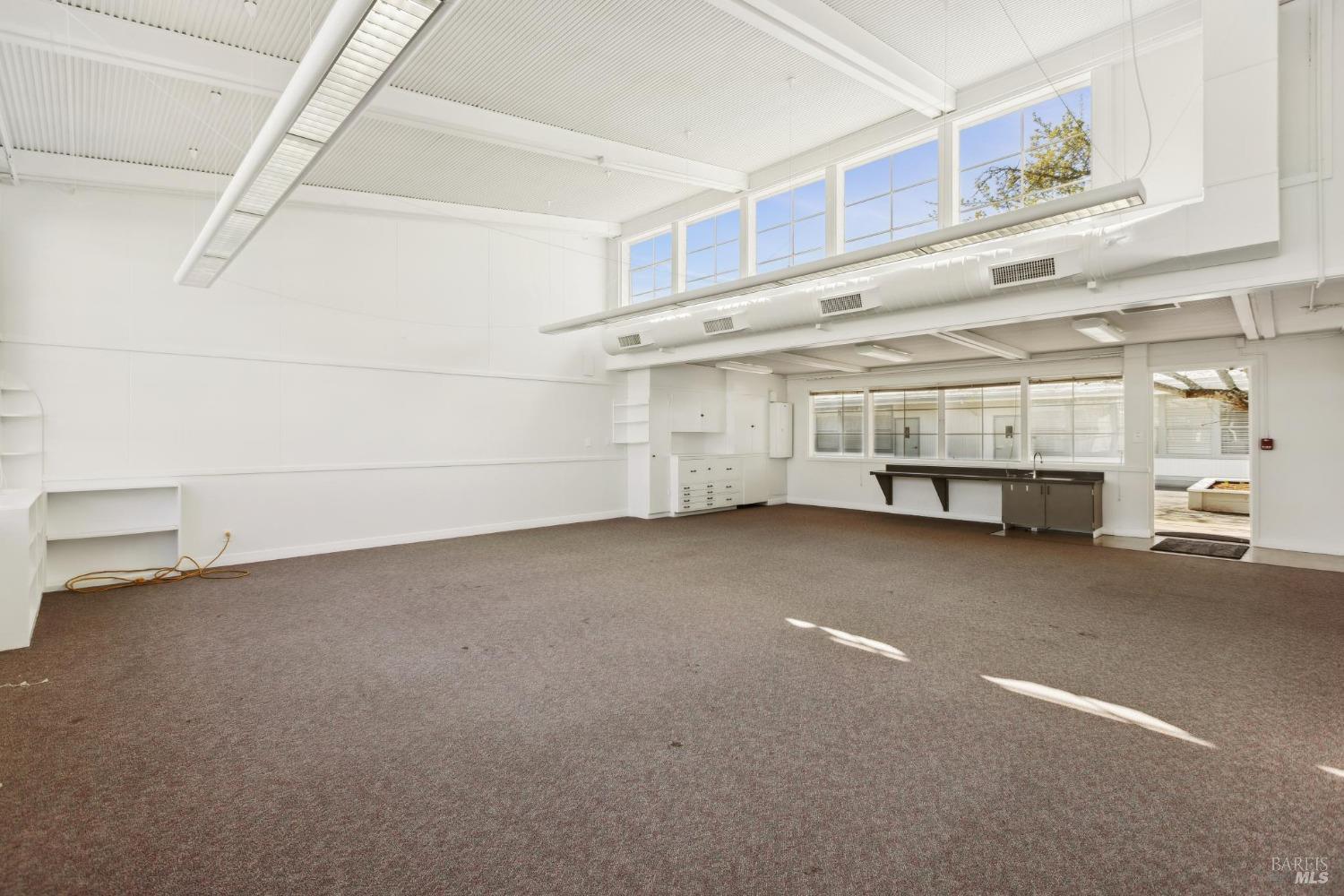 1680 Los Carneros Ave