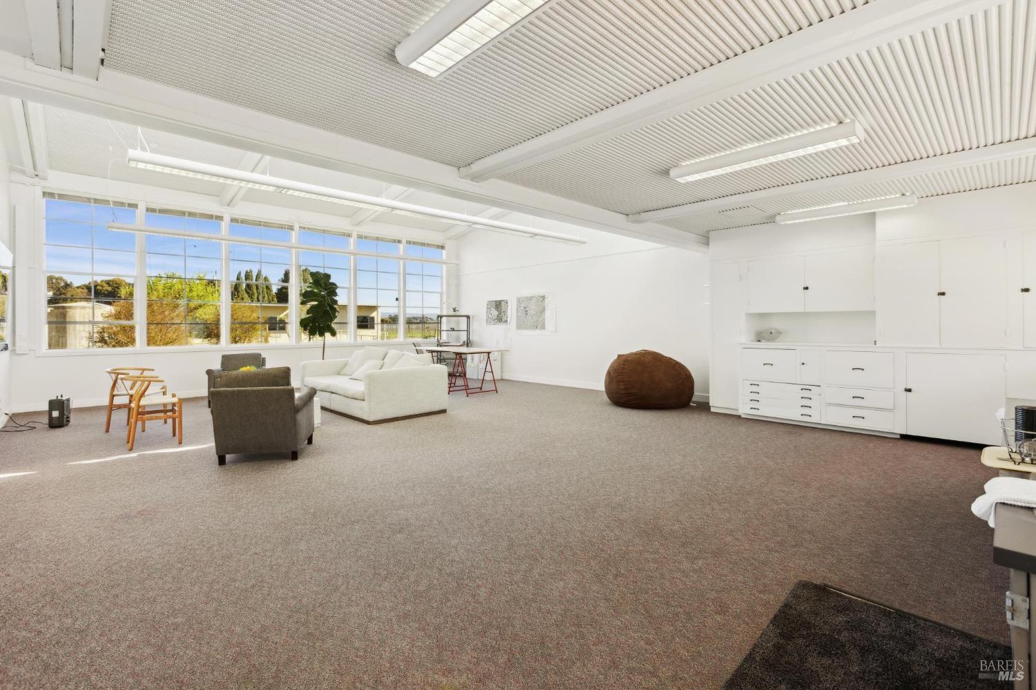 1680 Los Carneros Ave