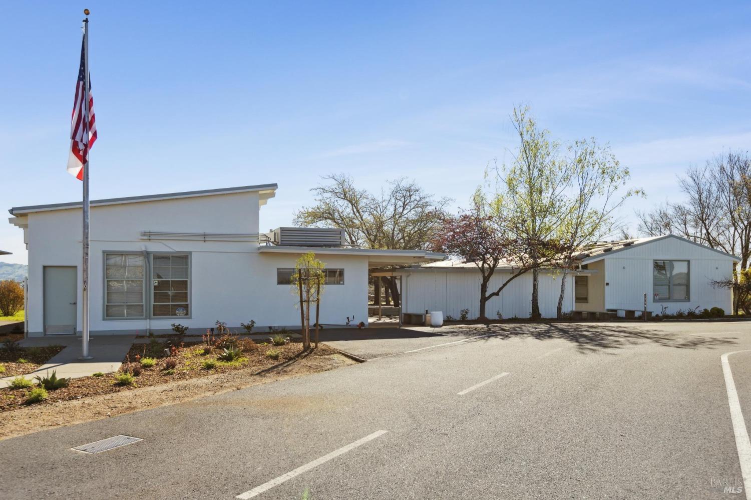 1680 Los Carneros Ave