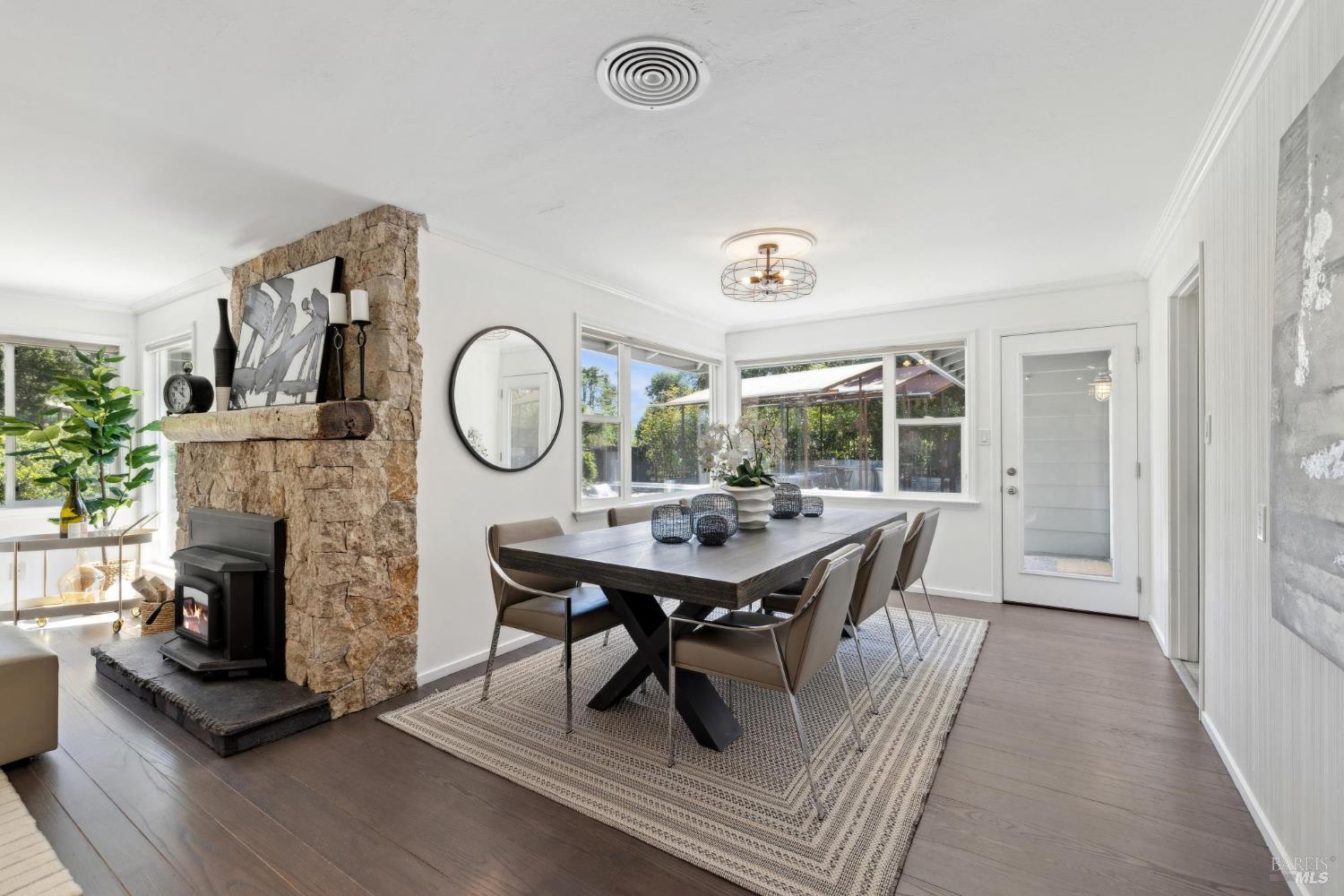 2120 Palmer Dr