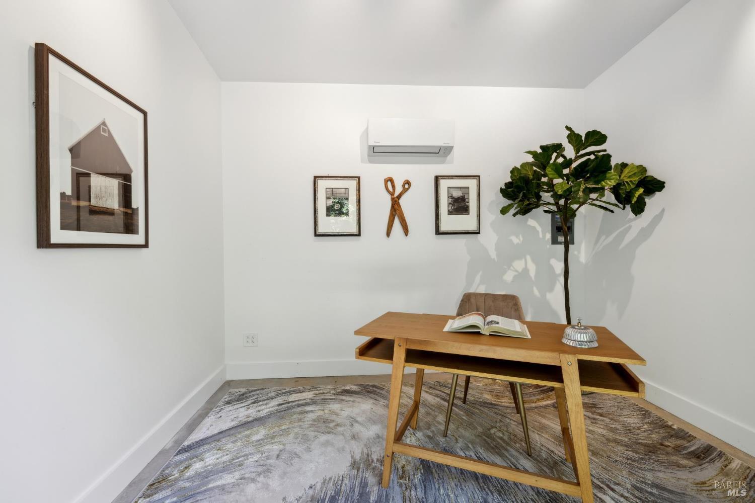 2120 Palmer Dr