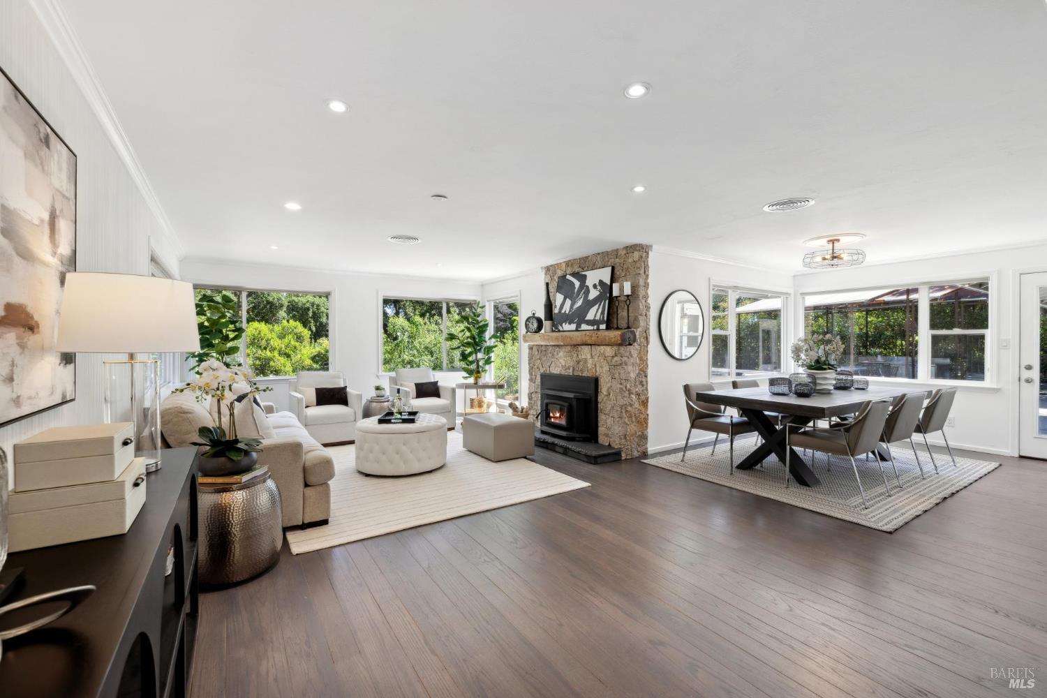 2120 Palmer Dr