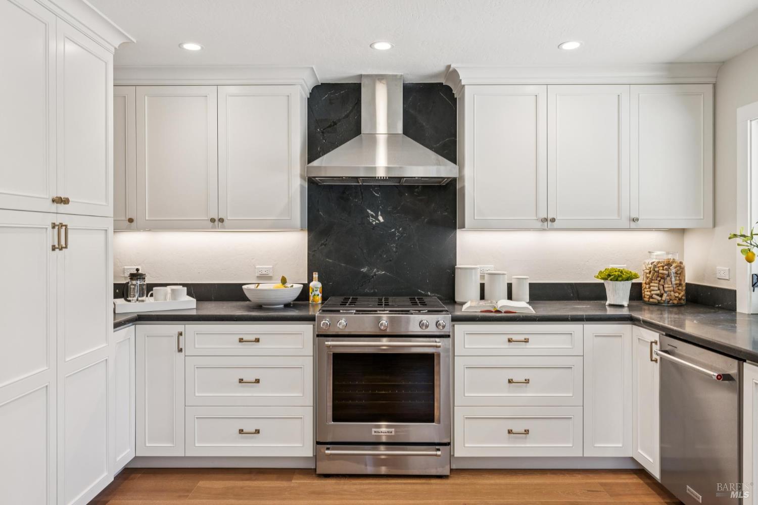 1830 Spring Mountain Rd