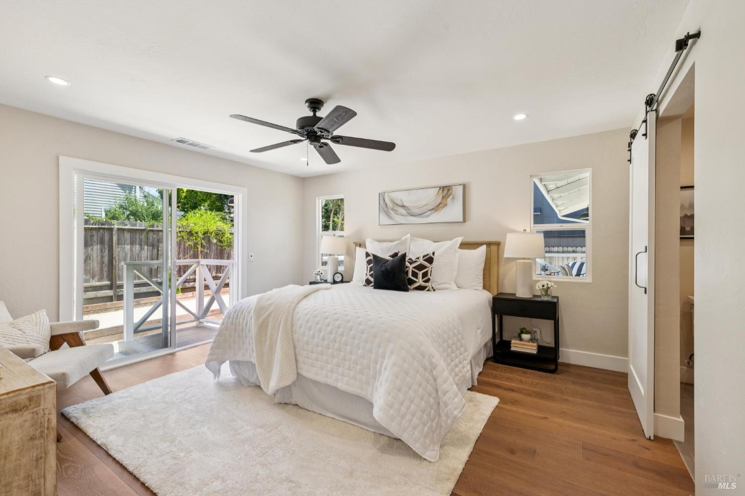 1830 Spring Mountain Rd