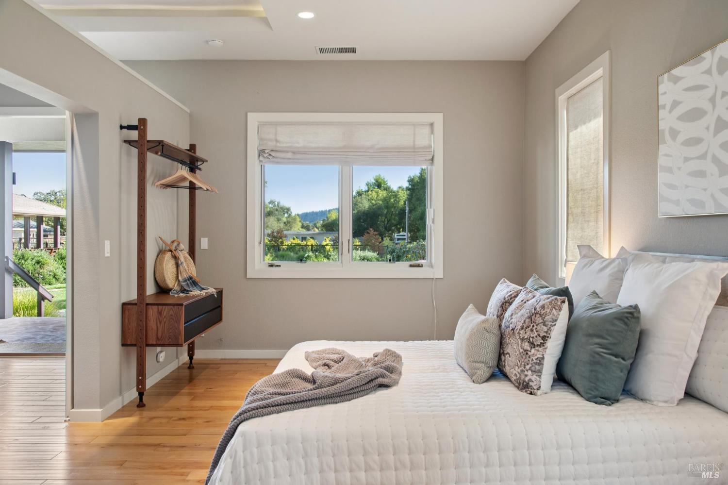 3033 Myrtledale Road