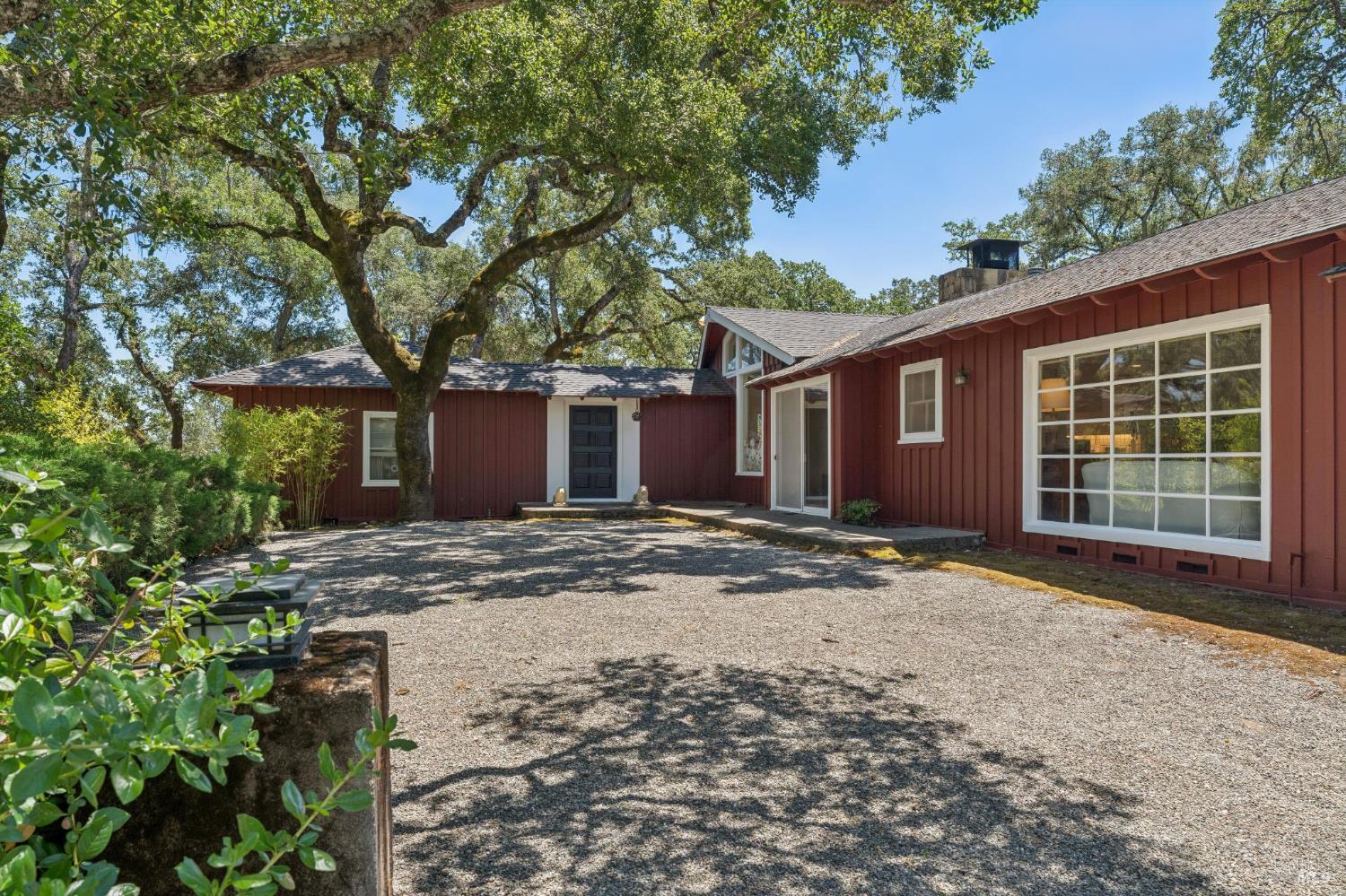 3393 Saint Helena Highway N