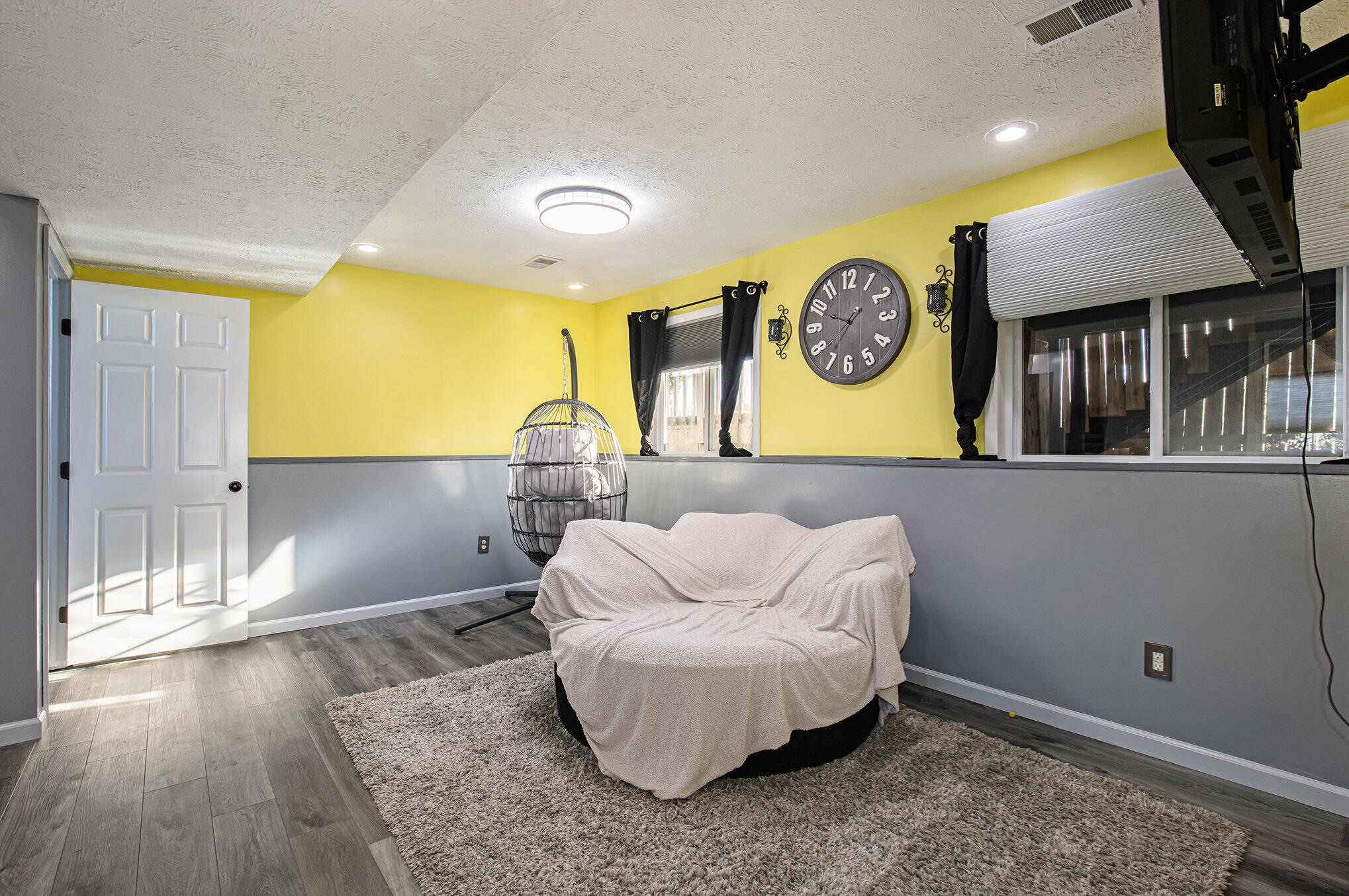 6149 Autumn Ridge Drive