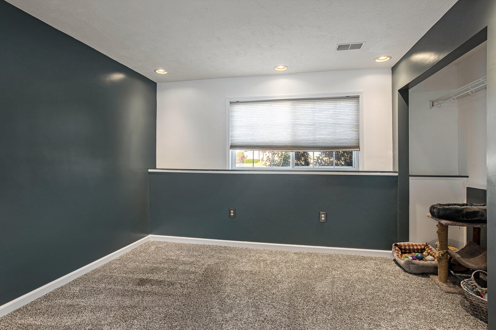 6149 Autumn Ridge Drive