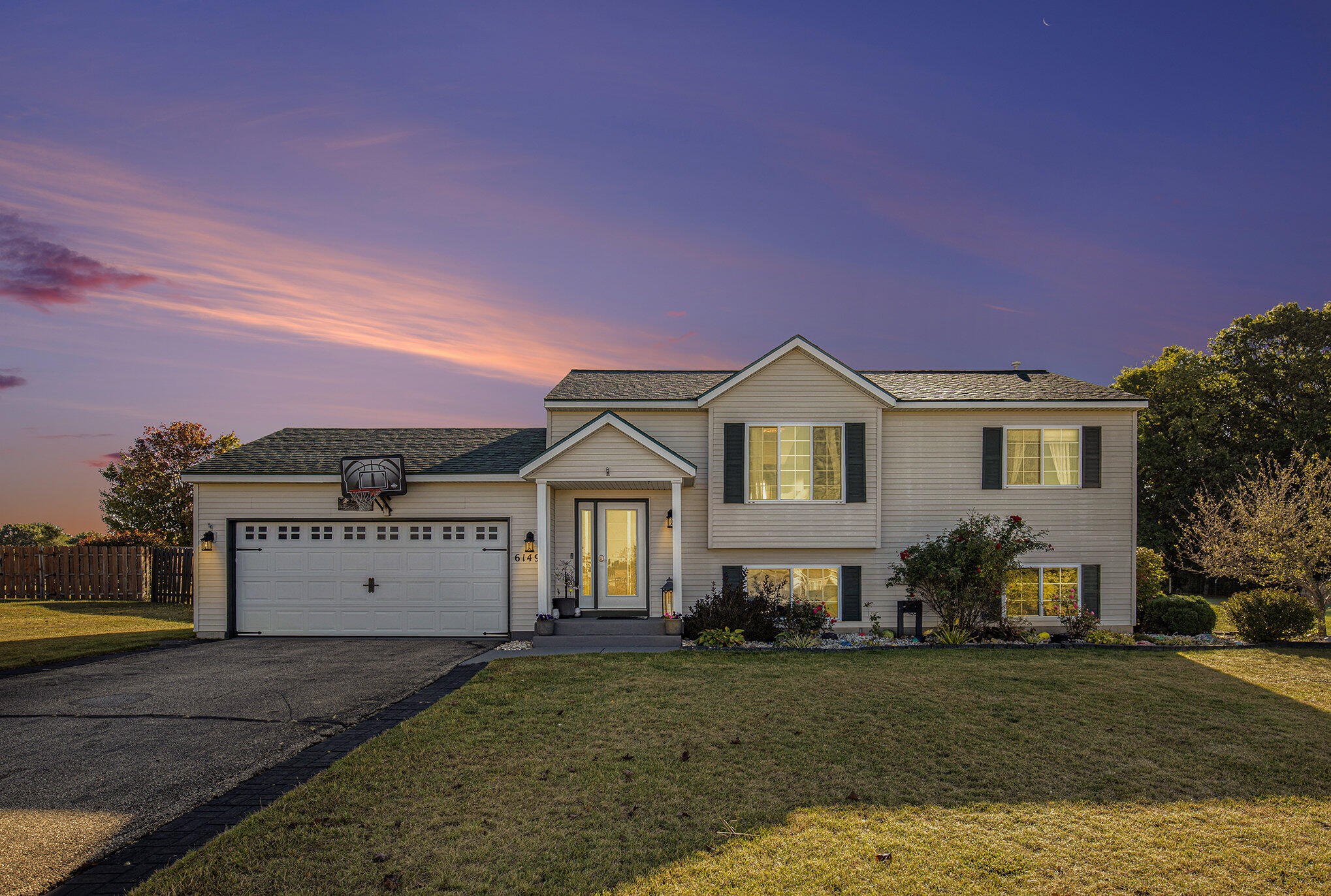 6149 Autumn Ridge Drive