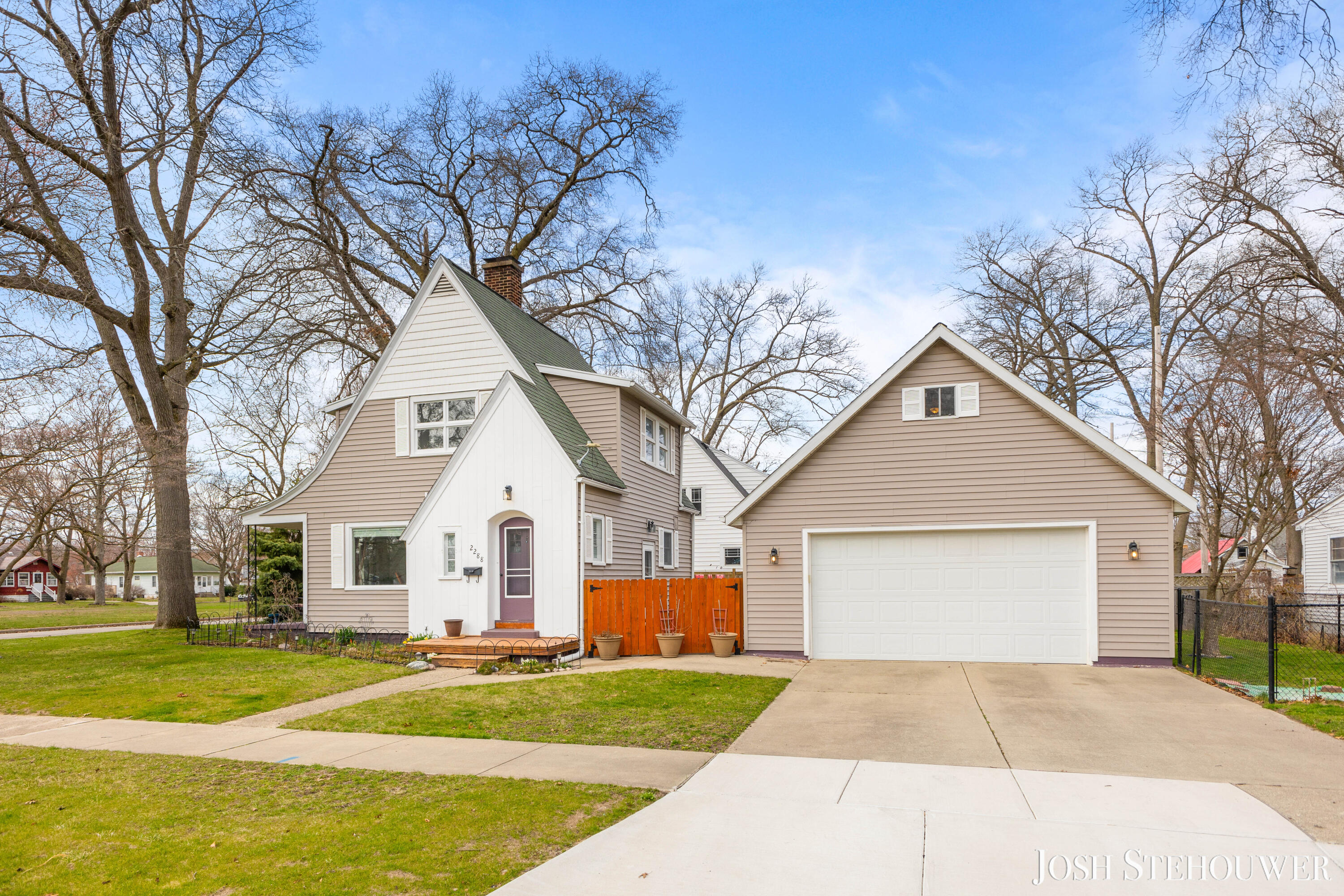2288 Meurer Court