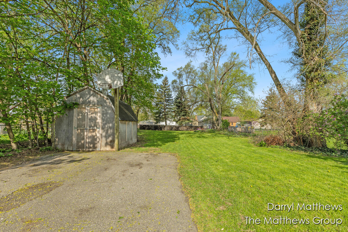 2445 Donahue Court SW