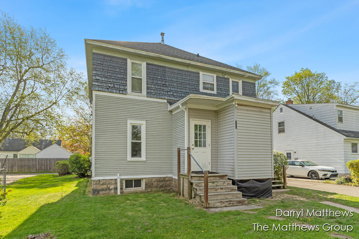 2445 Donahue Court SW