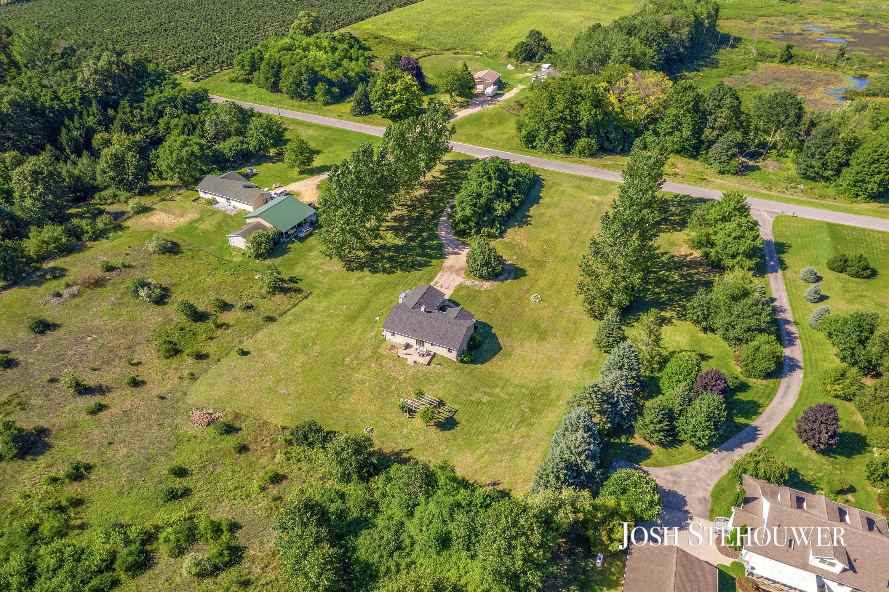 2123 W Pike Road