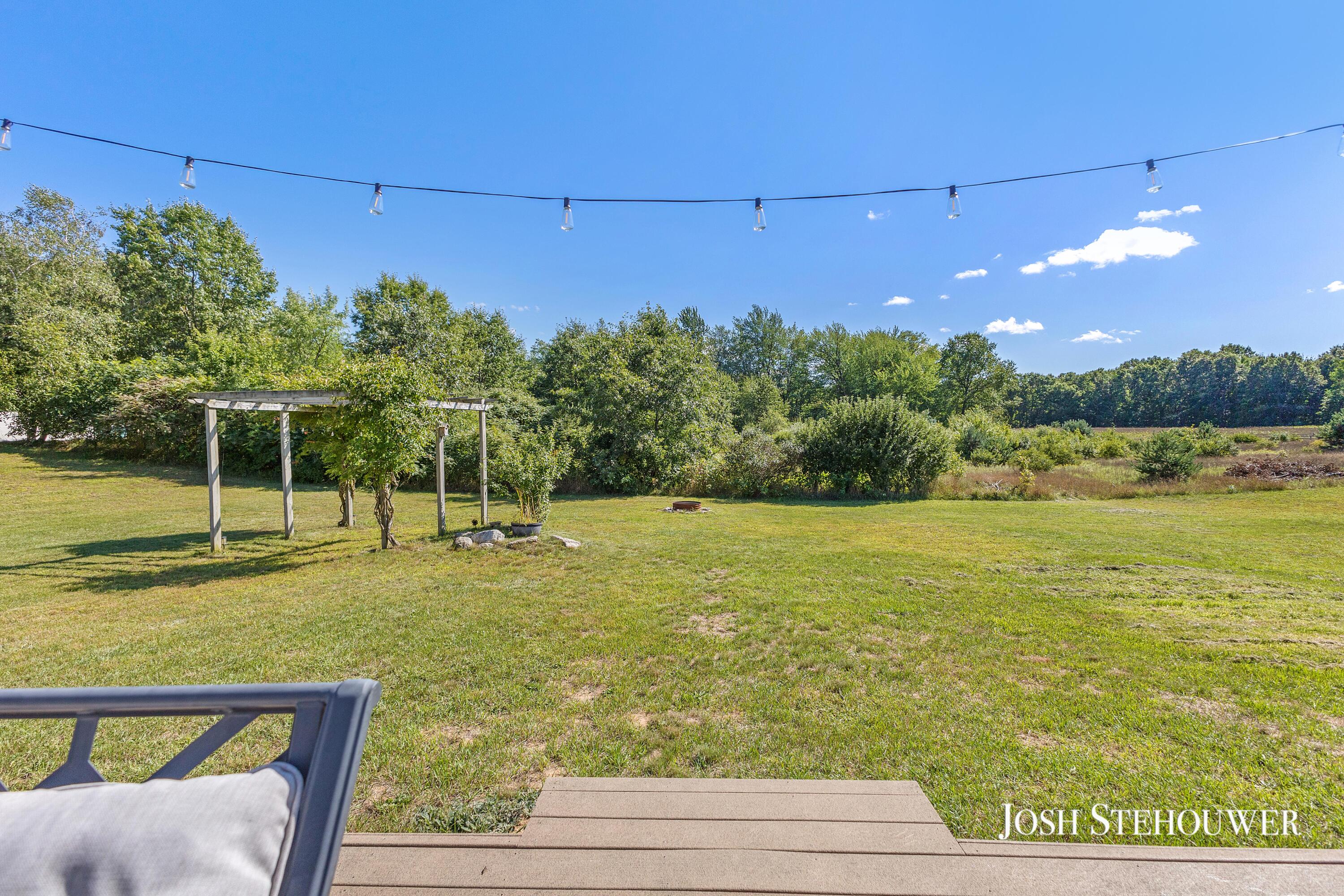 2123 W Pike Road