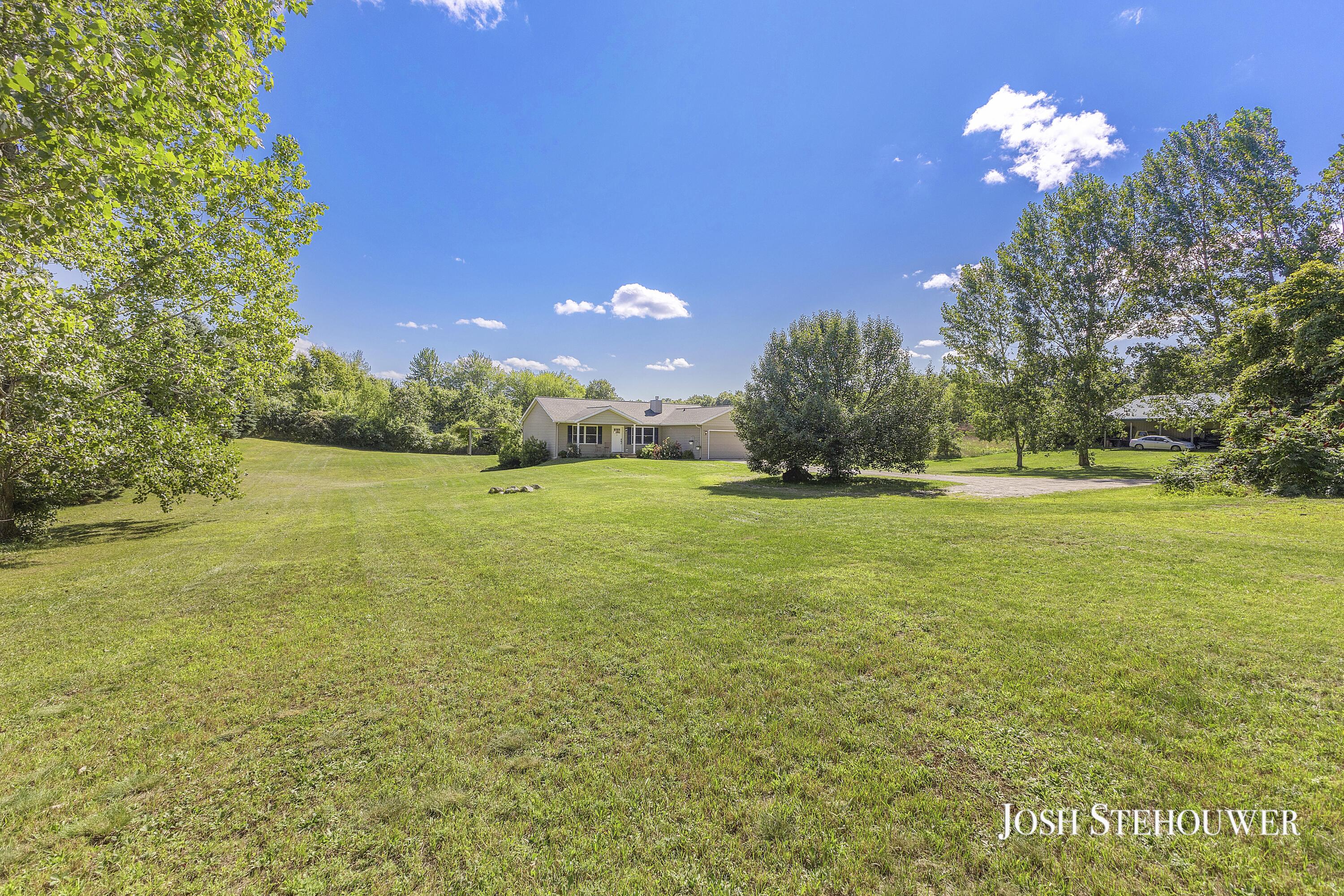 2123 W Pike Road