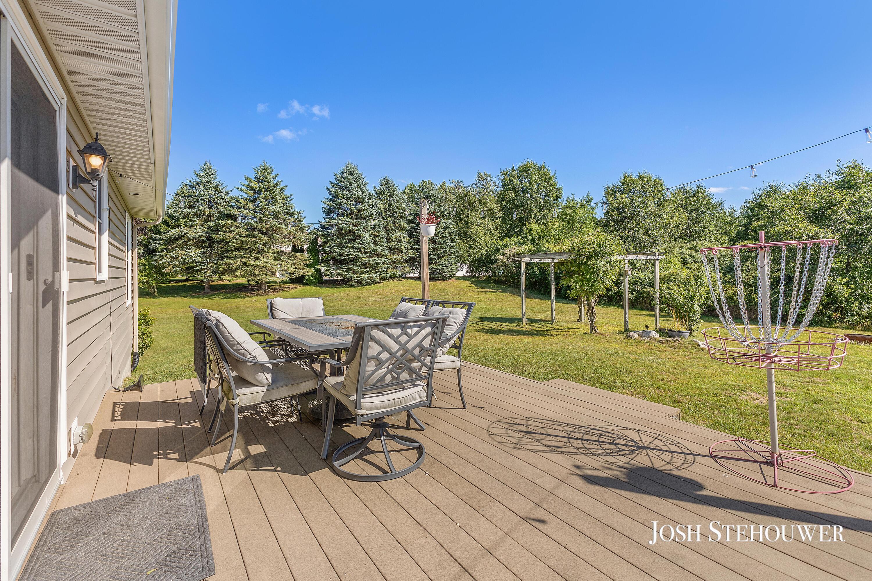 2123 W Pike Road