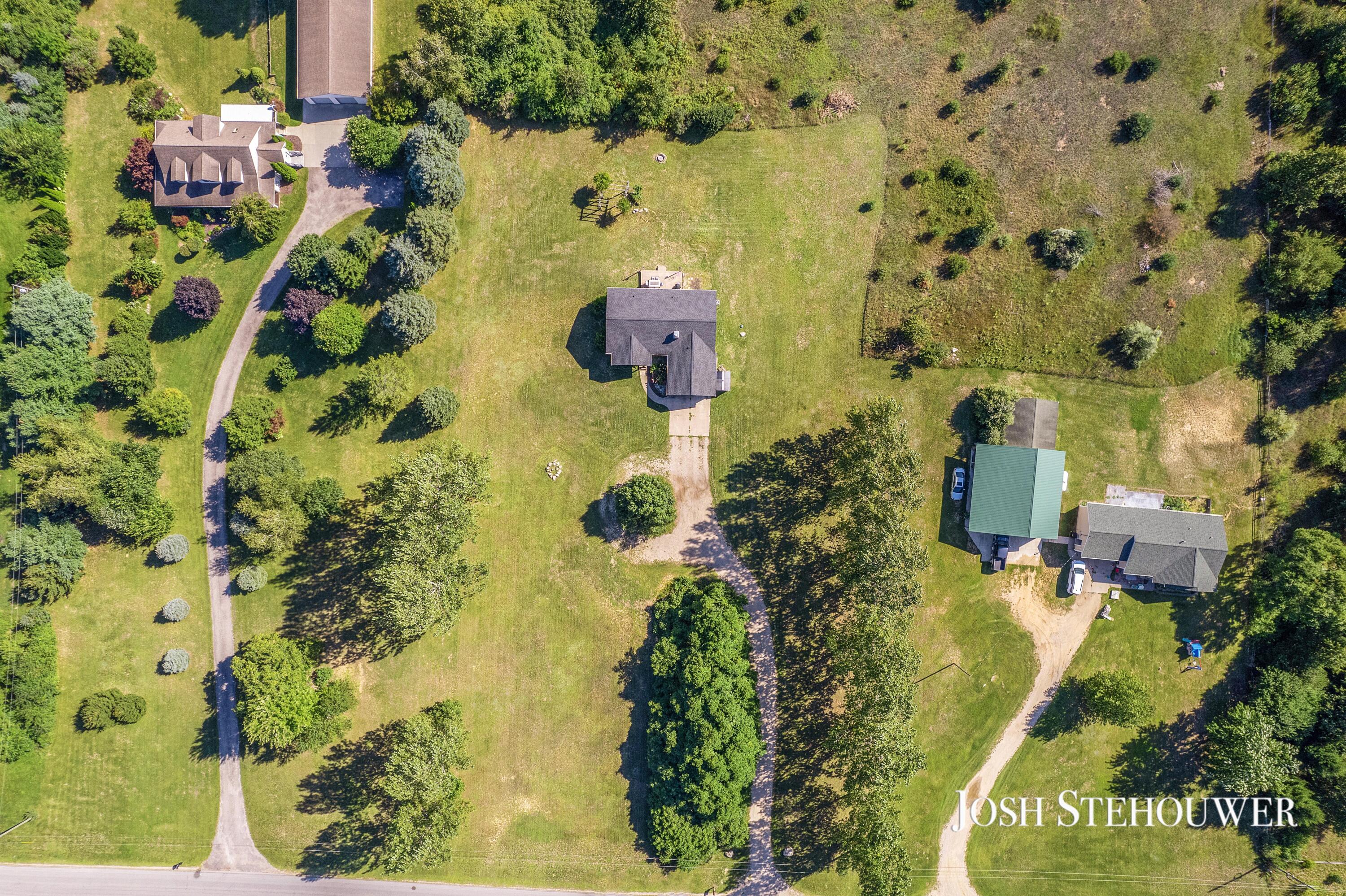 2123 W Pike Road