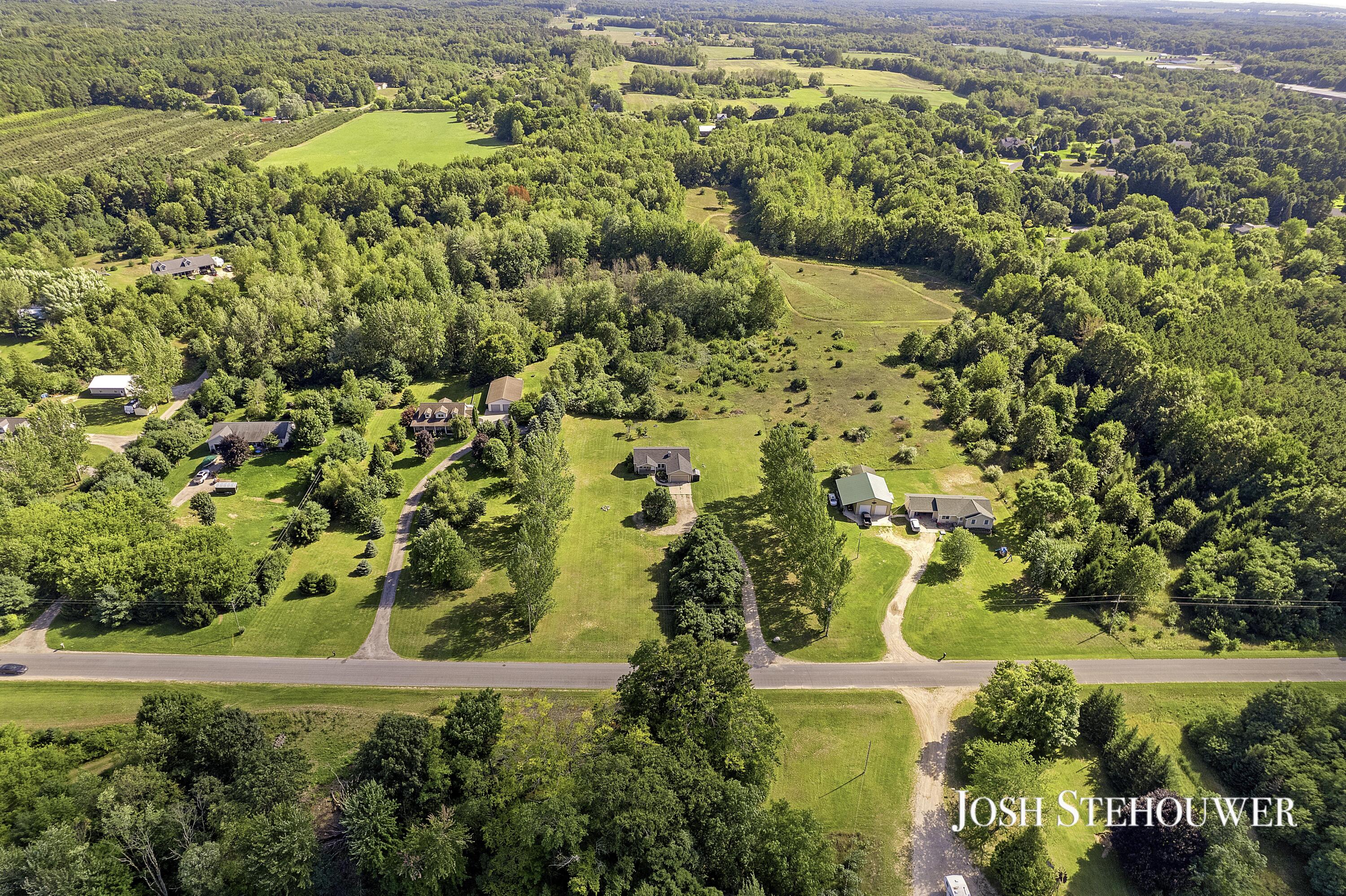 2123 W Pike Road