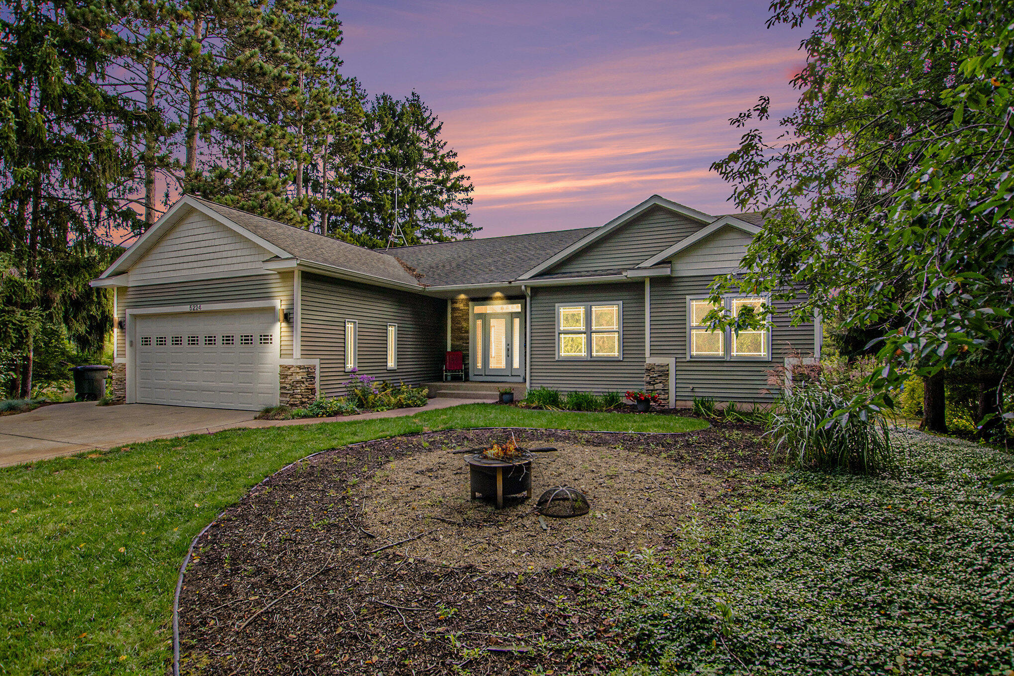 5224 N Weber Road