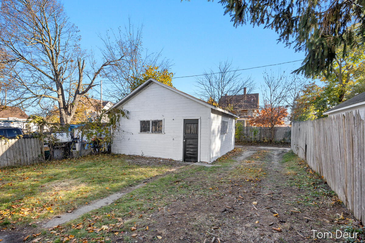 1138 Sanford Street